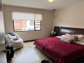 Venta de Casa en Cuenca, Sector Ricaurte cerca a la Mega Tienda del Sur