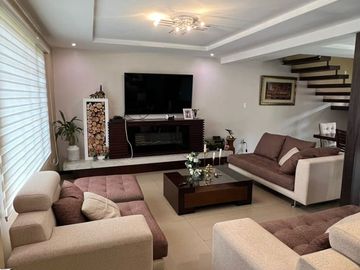 Venta de Casa en Cuenca, Sector Ricaurte cerca a la Mega Tienda del Sur