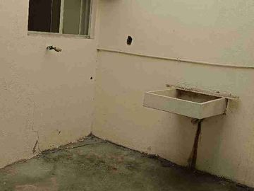 Venta de casa dentro de Morelia para remodelar