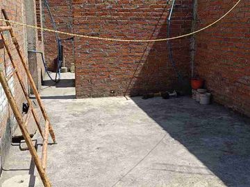 VENTA DE CASA PARA REMODELAR COL VICENTE LOMBARDO