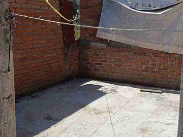 VENTA DE CASA PARA REMODELAR COL VICENTE LOMBARDO