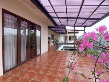Rumah Komplek Tropical Modern Furnished Area Ragunan Jakarta Selatan