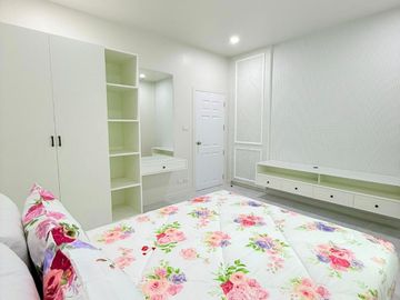 Newly Renovated Twins House For Sale Only 3,790,000 THB !