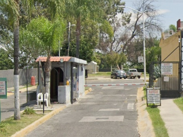 CASA EN VENTA EN BALCONES DE LA JOYA, GUADALAJARA J. RJ.