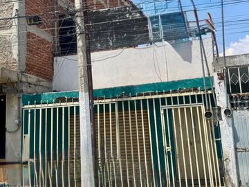 VENTA DE PROPIEDAD COMO TERRENO EN DIAZ MIRON