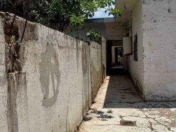 VENTA DE PROPIEDAD COMO TERRENO EN DIAZ MIRON