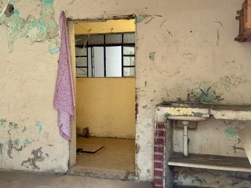 VENTA DE PROPIEDAD COMO TERRENO EN DIAZ MIRON