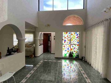 Casa En Venta En Pueblo Nuevo, Corregidora.