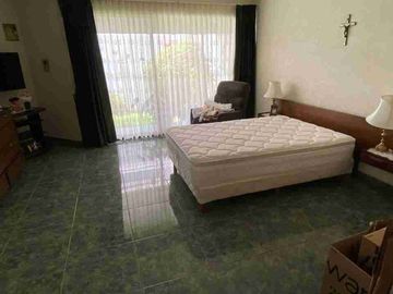 Casa En Venta En Pueblo Nuevo, Corregidora.