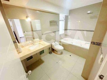 📍 ¡Increíble! - Venta Dúplex Miraflores 98 m2 |2 Hab|cochera| Depósito| $ 174,990
