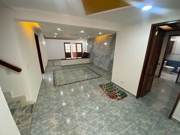 ARIIENDA CASA VILL MAGDALA