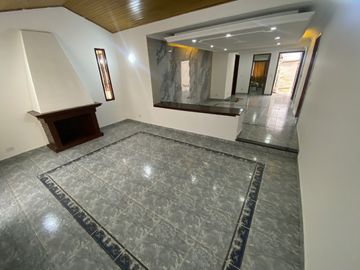 ARIIENDA CASA VILL MAGDALA