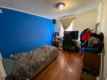Casa Ampliada en Villa El Sol, Maipú.