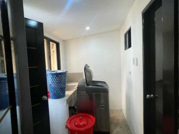 TWO HOUSES WITH GARDEN FOR SALE IN SAN FERNANDO PAMPANGA