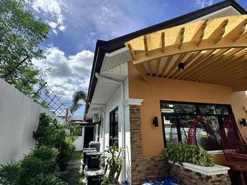 TWO HOUSES WITH GARDEN FOR SALE IN SAN FERNANDO PAMPANGA
