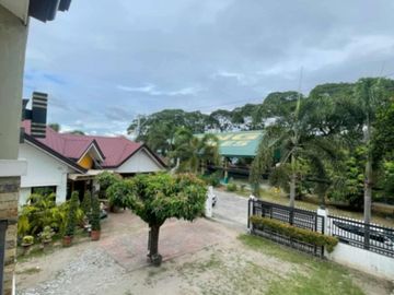 TWO HOUSES WITH GARDEN FOR SALE IN SAN FERNANDO PAMPANGA