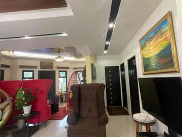 TWO HOUSES WITH GARDEN FOR SALE IN SAN FERNANDO PAMPANGA