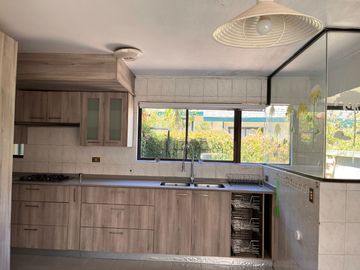 Estupenda casa en Pedro de Valdivia Alto