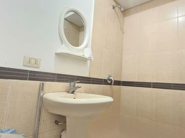 Vive En Salamanca Con Todo Lo Que Necesitas! Departamento Con Cochera A Solo $125,000