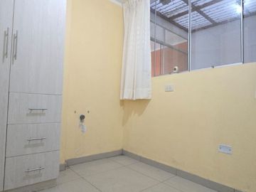 Vive En Salamanca Con Todo Lo Que Necesitas! Departamento Con Cochera A Solo $125,000