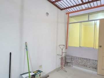 Vive En Salamanca Con Todo Lo Que Necesitas! Departamento Con Cochera A Solo $125,000