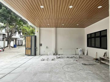 3-BEDROOM BUNGALOW WITH PRIVATE POOL FOR SALE IN ANGELES CITY PAMPANGA