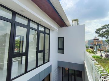 Rumah Eksklusif Dekat Sleman City Hall - Fasilitas Lengkap