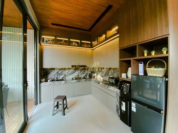 RUMAH SIAP HUNI VIEW MERAPI DAN PRIVAT POOL DI SLEMAN