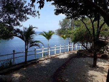 For Sale: Beautiful Private Beachfront Villas-Resort located at Barangay San Roque, Nueva Valencia, Guimaras