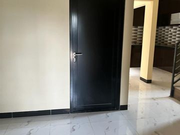 RUMAH BARU MURAH DI JL. LENTENG AGUNG RAYA JAKSEL