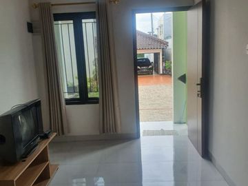 DIJUAL TOWN HOUSE SIAP HUNI MURAH DEKAT TOL JATIWARINGIN