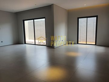 RUMAH MEWAH BARU SIAP HUNI DI TANGSEL