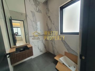RUMAH MEWAH BARU SIAP HUNI DI TANGSEL
