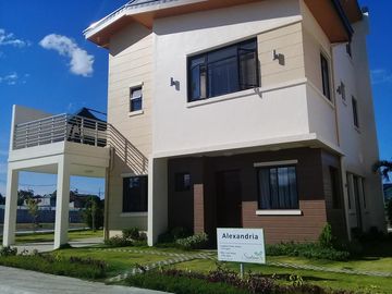 5 Bedrooms Ready for Occupancy House and Lot for Sale in Calamba, Laguna