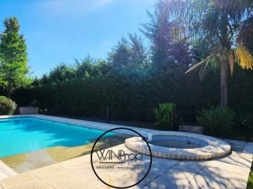 IMPORTANTE CASA EN VENTA SANTA IRENE COMARCAS DE LUJÁN
