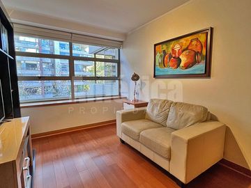 Vive en grande en Las Condes ✨ Departamento 4D/4B, terraza, quinchos, piscinas y entorno seguro cerca de todo 🏊‍♂️🌳