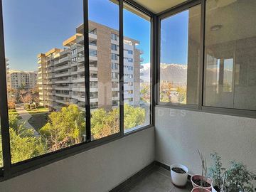Vive en grande en Las Condes ✨ Departamento 4D/4B, terraza, quinchos, piscinas y entorno seguro cerca de todo 🏊‍♂️🌳
