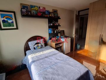 Vendo Hermosa Y Moderna Casa En La Urb Primavera 210 M2 320,000 Dolares