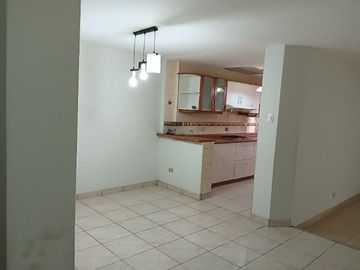 Se Vende Casa En Urbanizacion Palomino Callao