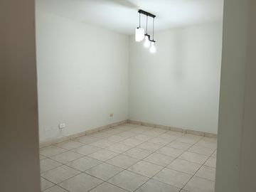 Se Vende Casa En Urbanizacion Palomino Callao