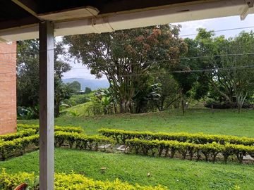 Casa en Combia