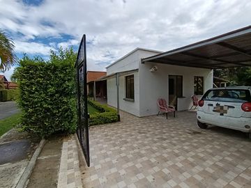 Casa en Combia