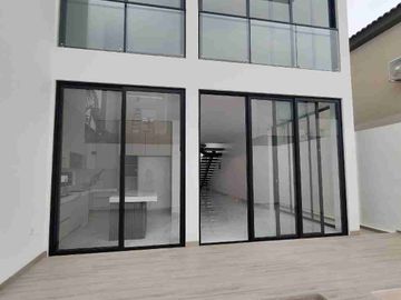 Venta casa 3 dormitorios a estrenar en Isla Celeste Samborondón