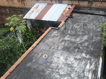 VENTA CASA DOS PLANTAS CON APARTAESTUDIOS BARRIO EL LIDO