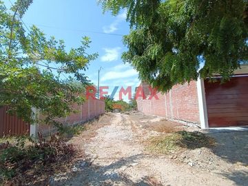 Vendo Terreno De 160.16 Mt2 En Urb La Molina Mz E//ID:1144171