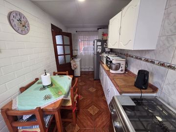 Se Vende Hermosa Casa Troncos Viejos, Villa Alemana