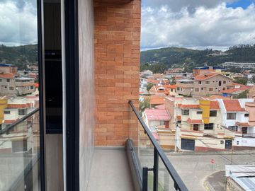 ¡En venta hermosa suite por estrenar!