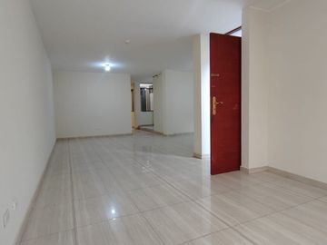 Se Vende Casa De 131M2 Urb.San Diego - Smp