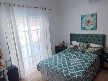 Venta Casa moderna en Lago de Capeira una planta - Guayaquil - C305