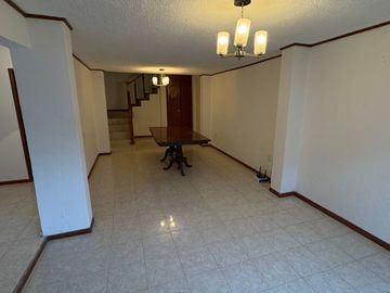 Casa céntrica en venta colonia  Real de minas